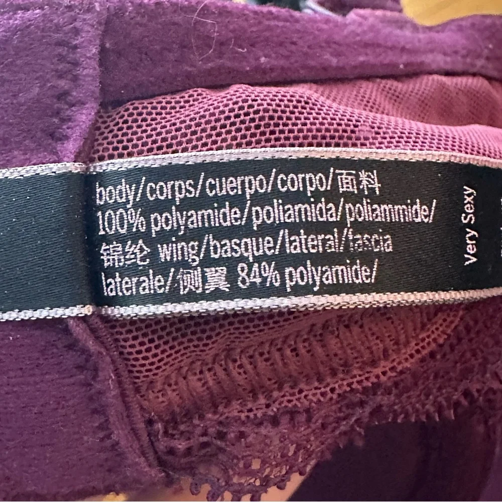 Victoria's Secret Very Sexy Push Up Bra Plus
